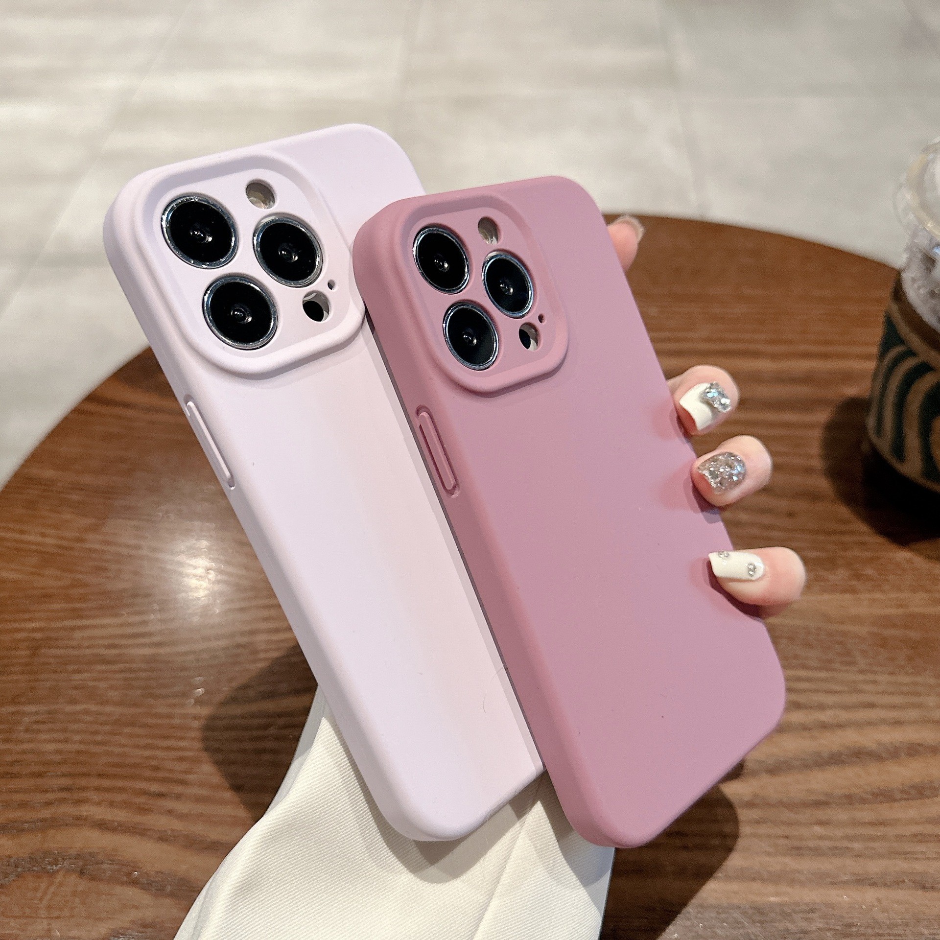 Anti Fingerprint Real Liquid Silicone Phone Case Magnetic Cover With Magsafe