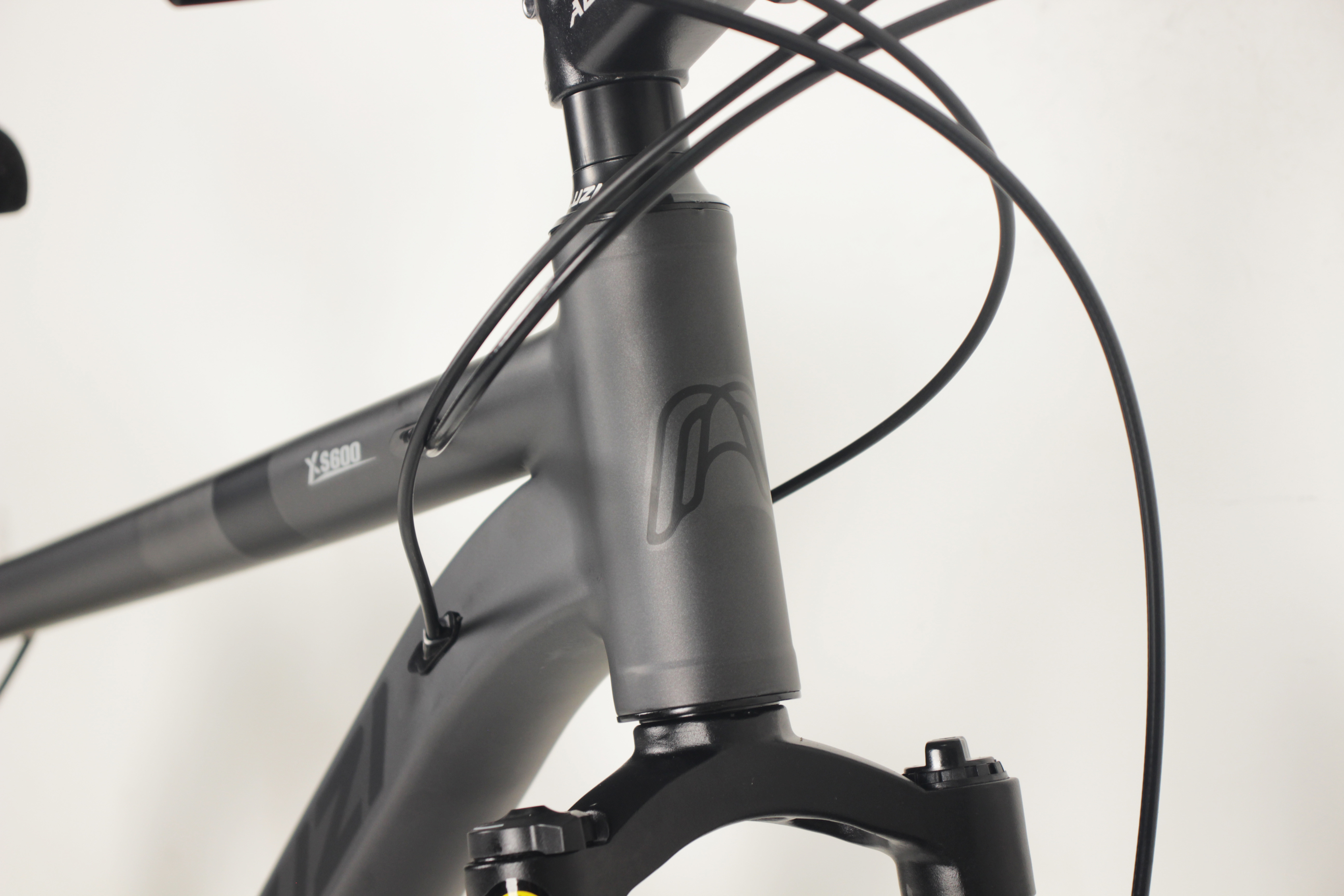 Adult 2 Wheel Womens 20 Inch Mountain Bike Full Suspension