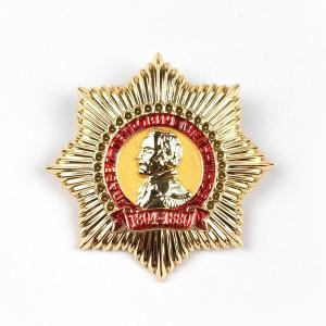 Wholesale 3D Enamelled Gold Finish Custom Metal Pin Badges With Safety Pin Backing from china suppliers