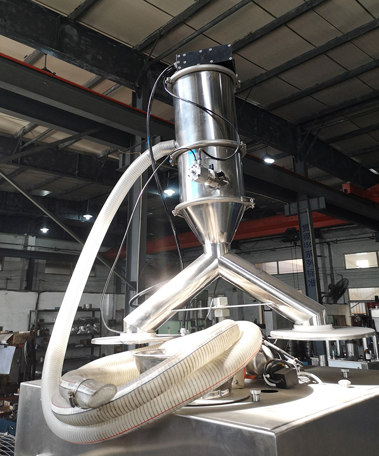 GMP 300kg H Medical Powder Vacuum Feeding Machine Auxiliary Equipment