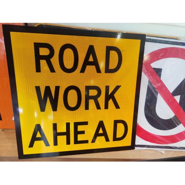 Australian Standard Class 1 Traffic Sign PVC Controller Corflute Multi Message Signs 600x600mm