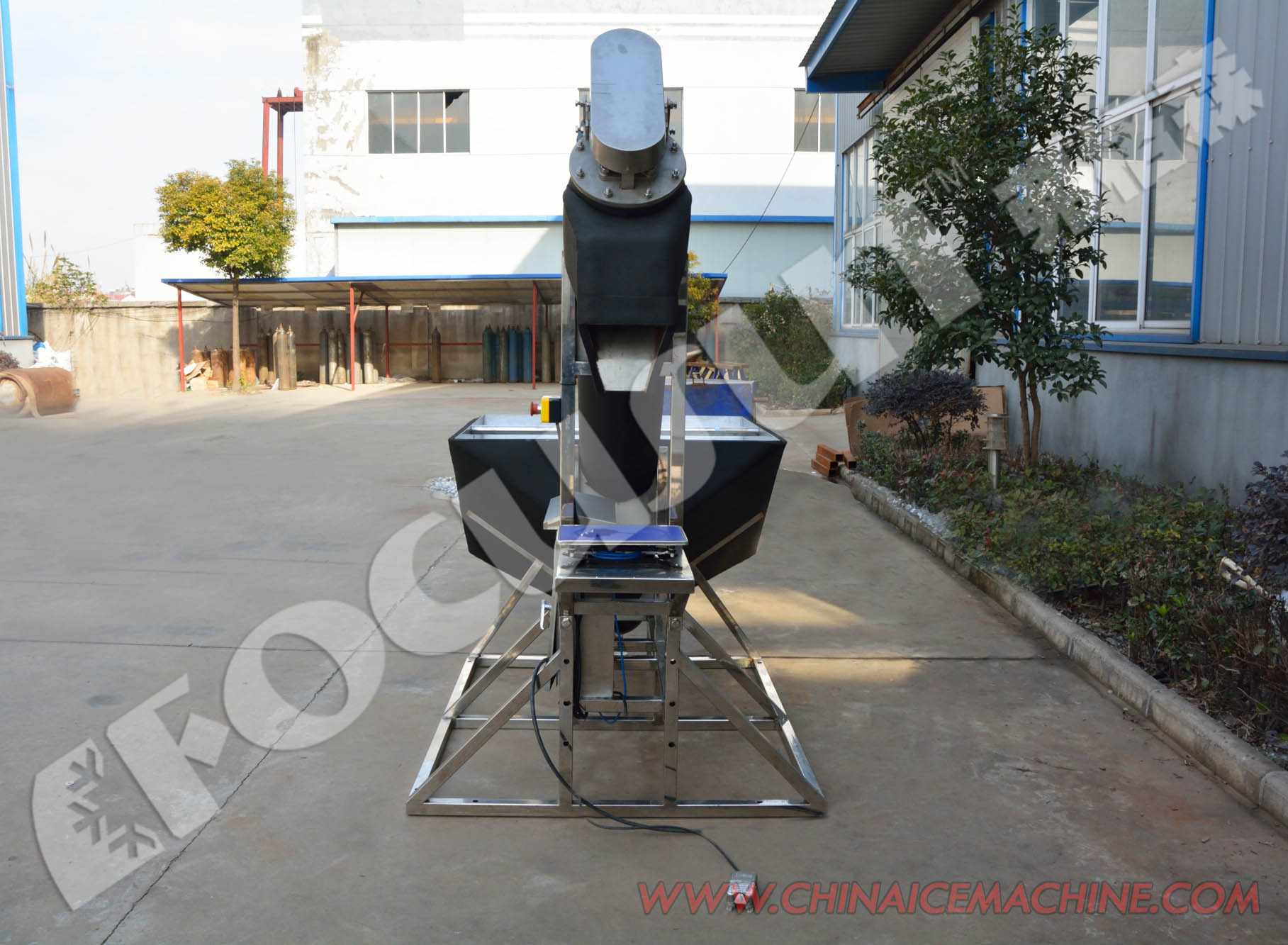 Other SUS304 Semi-Automatic Ice Cube Ice Tube Packing Machine with 1000kg/hr Capacity