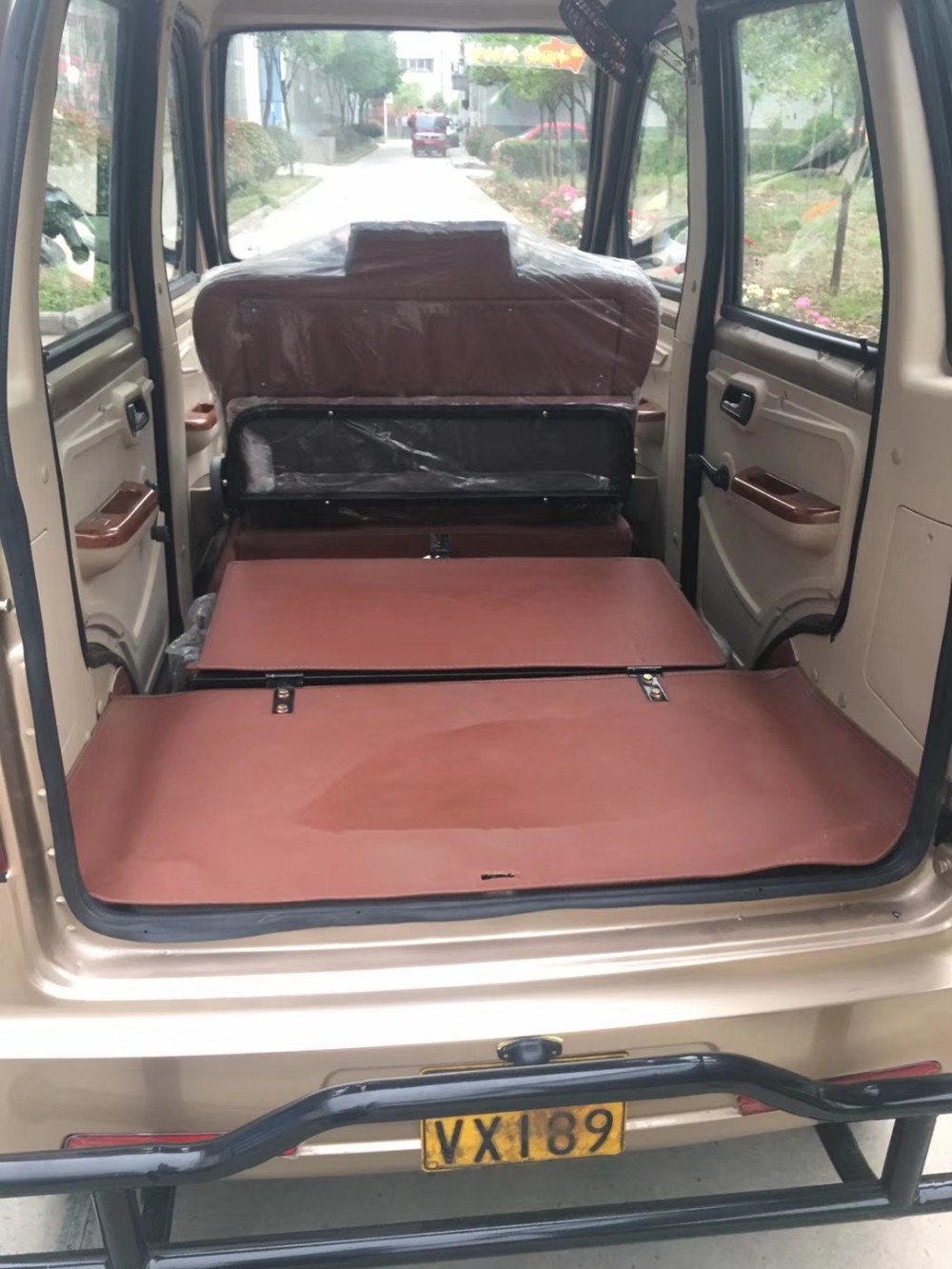 Mototaxi Petrol 2.7m *1.3m*1.8m Motorized Passenger Tricycle