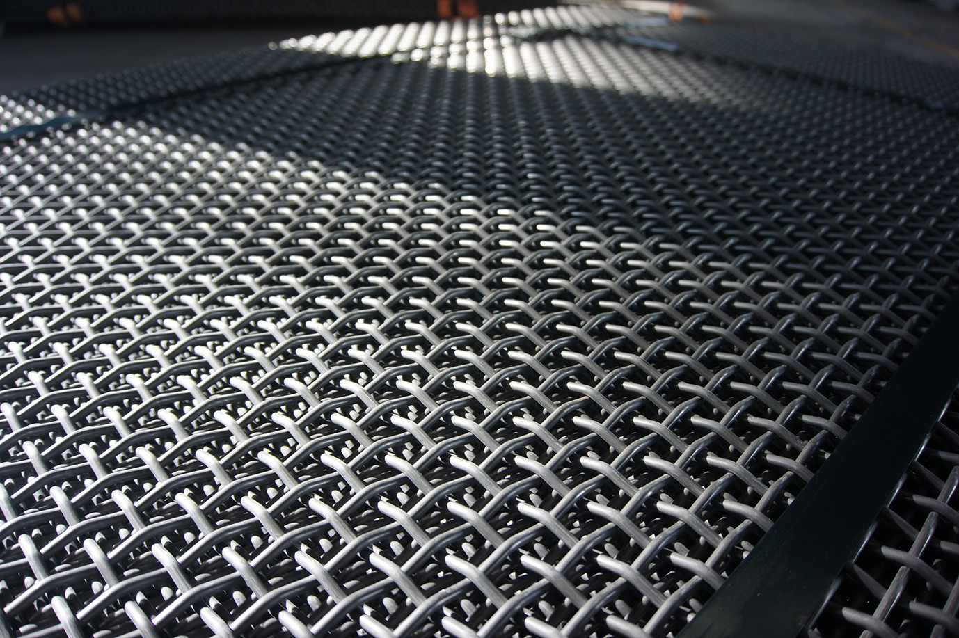 65mm Manganese Steel Woven Embedded Weave Vibrating Screen Mesh