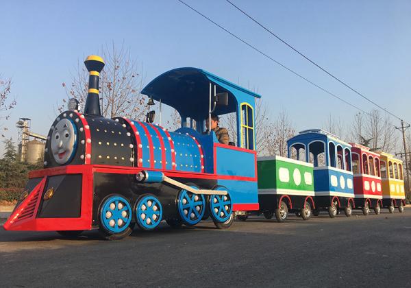 72 Seat Roundhouse Trackless Trains Kiddie Express Train Low Noise Steel Bus