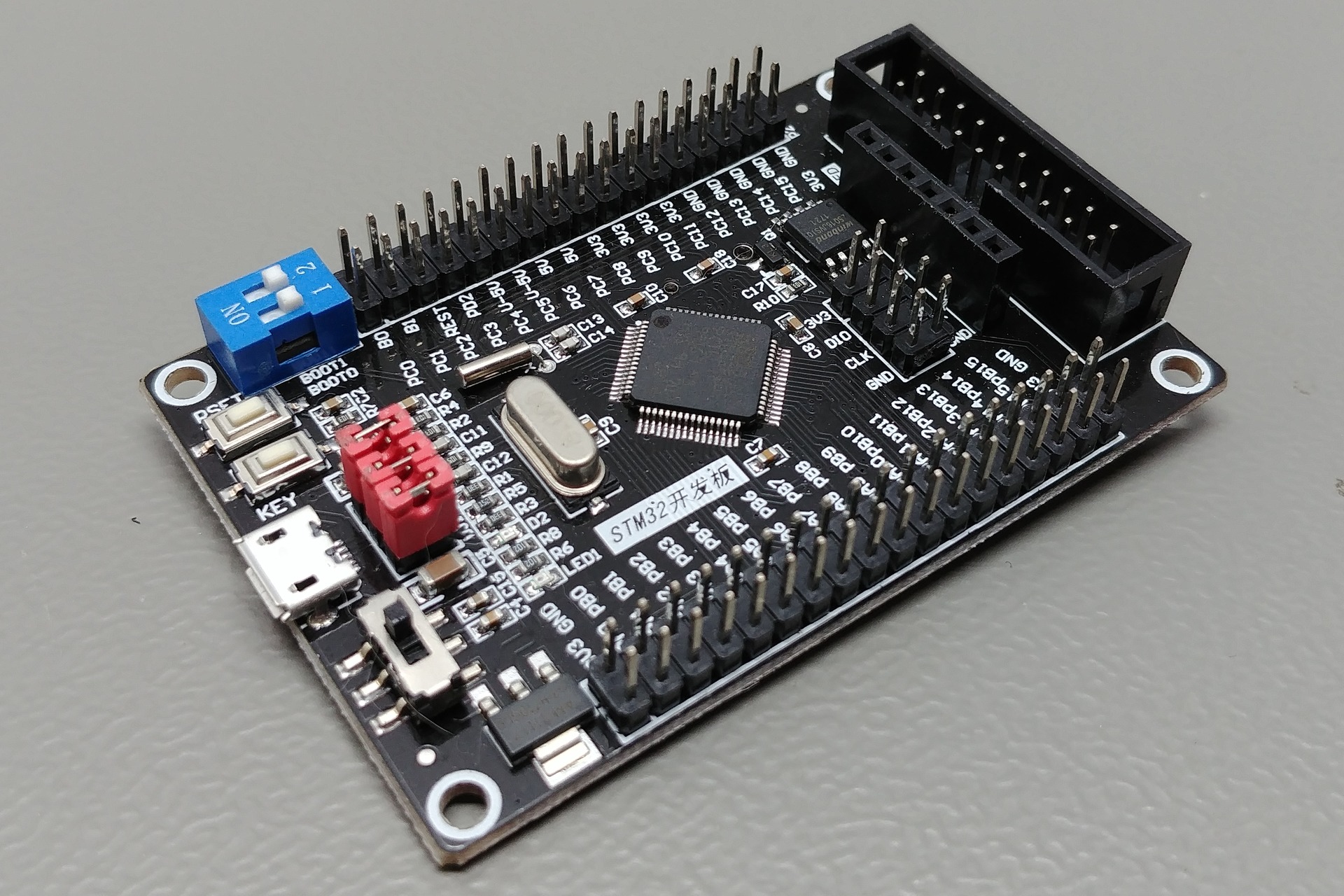 XILINX XC6SLX100T-2FGG676C Semiconductor Tools Buy Electronic Components integrated circuits XC6SLX100T-2FGG676C