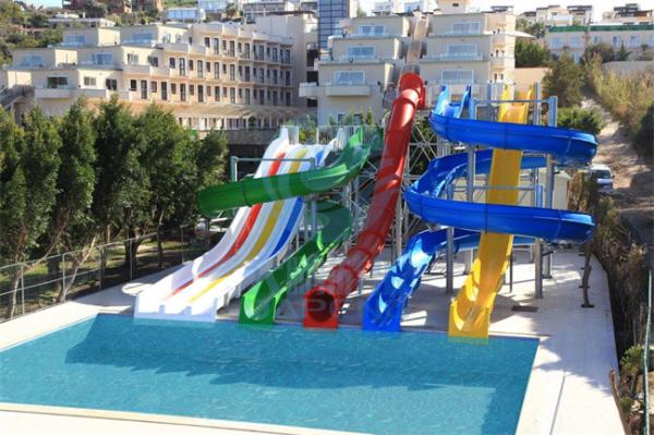 Swimming Pool Residential Water Slide Fiberglass Water Park Equipment 4.0m