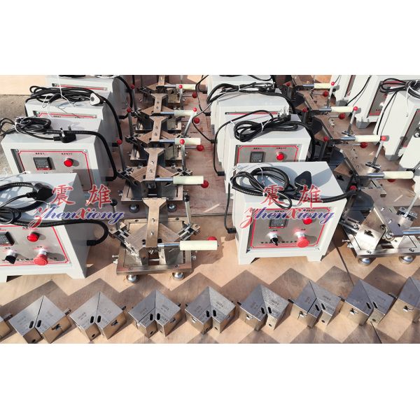 Temp Control Door Gasket Plastic Profile Extruders Single Corner Welding Machine
