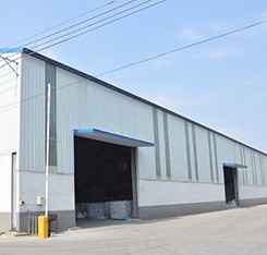 Compact Structure Refractory Products , High Hardness Flint Clay 3 - 5mm