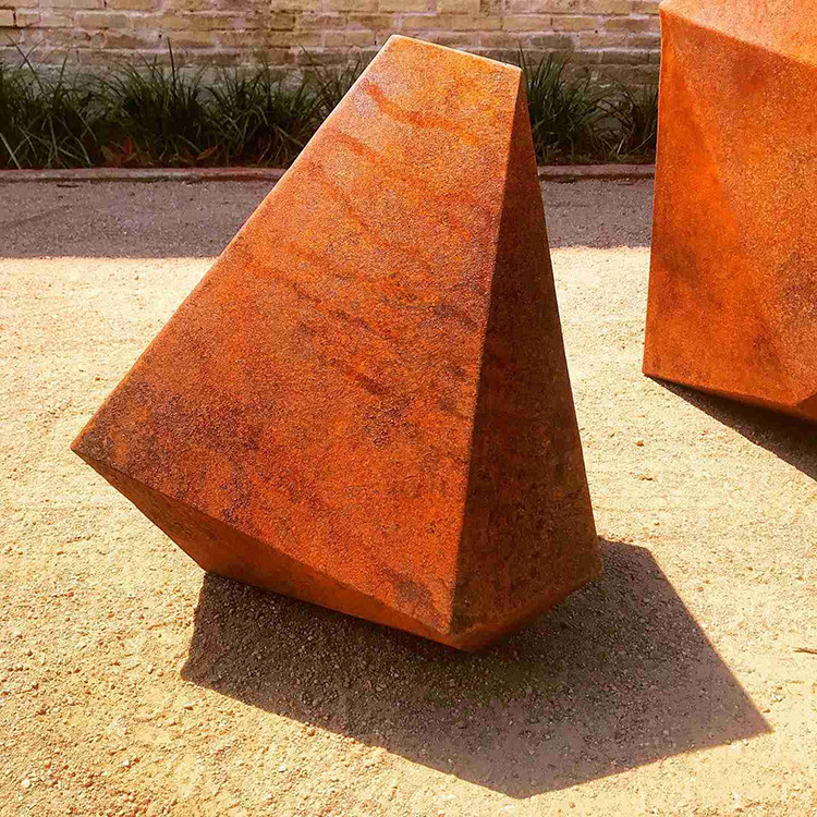 Unique Artist Design Abstract Irregular Geometry Corten Garden Sculpture