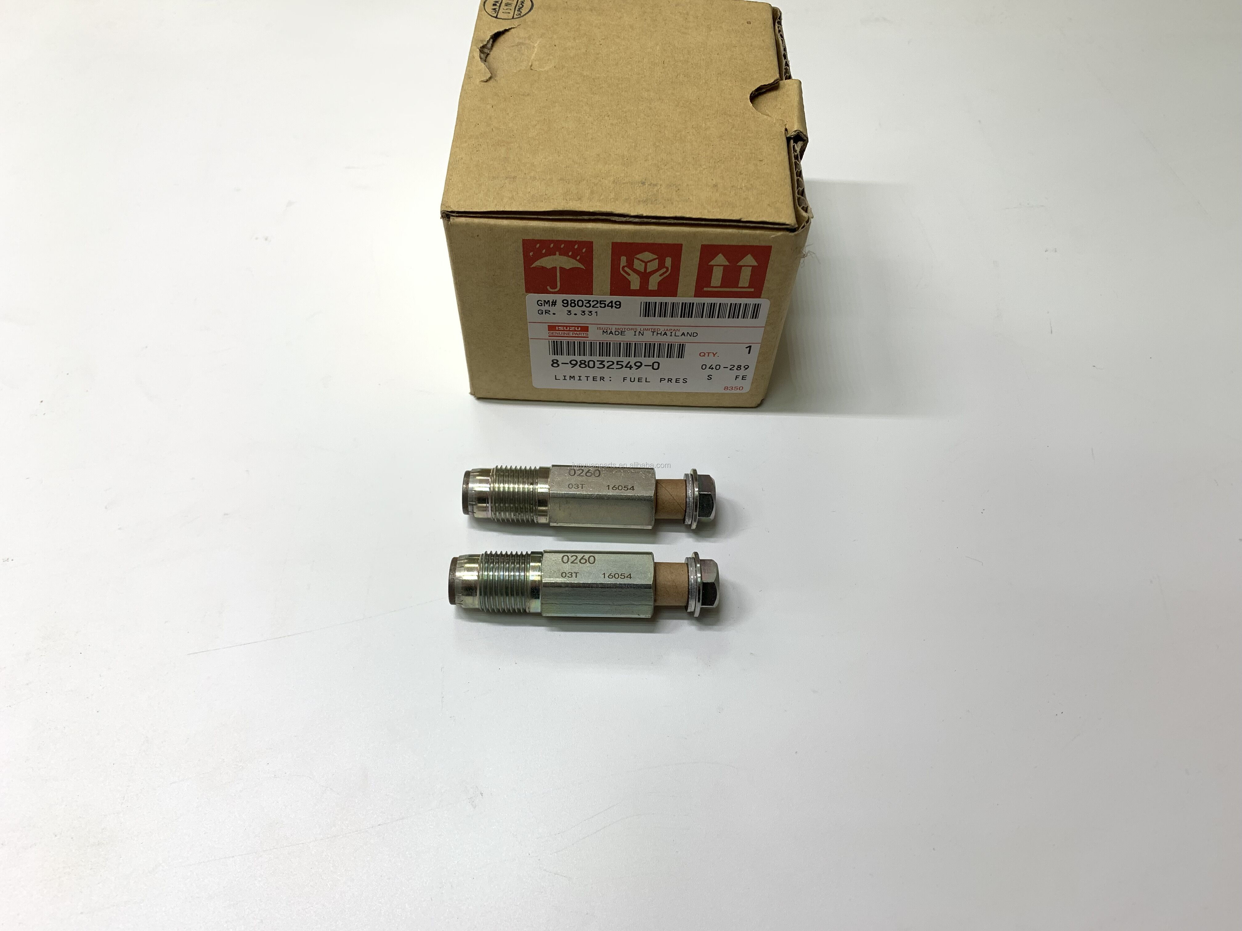 Common Rail Limiting Pressure Valve for Original SK200-8 ZAX330-3 PC400-7 095420-0260 095420-0140