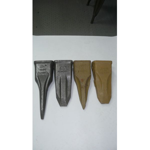 Komatsu Excavator Bucket Teeth Durable Wear Resistant Tooth Holder 208-70-14152
