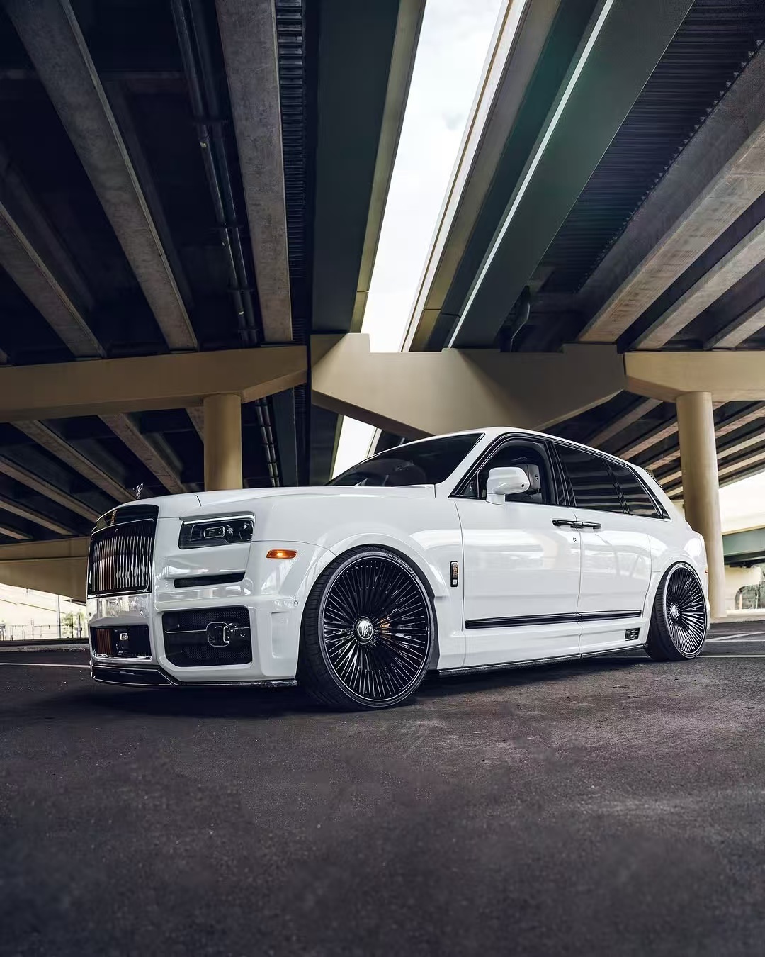 150MM Rolls Royce Cullinan Bodykit UB Style Spoiler Widebody Kit