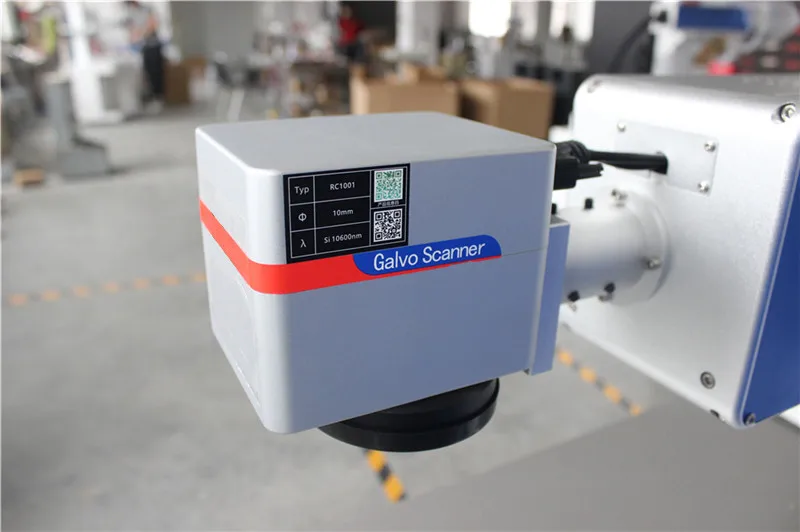 Desktop Mini Fiber Laser Nameplate Marking Machine 20W 30W With Rotary Axis