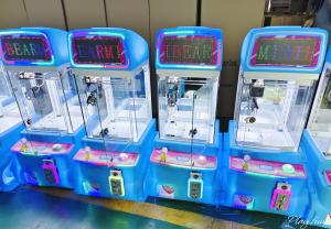 Wholesale Playfun Mini Claw Machine Toy Claw Machine Coin Operated Game Machine from china suppliers