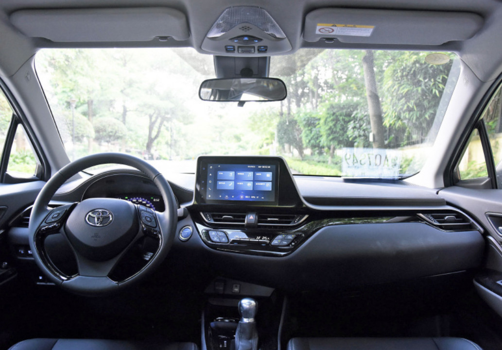 Toyota C-HR 2022 dual-engine 2.0L E-CVT Leading version Hybrid Small SUV New Car