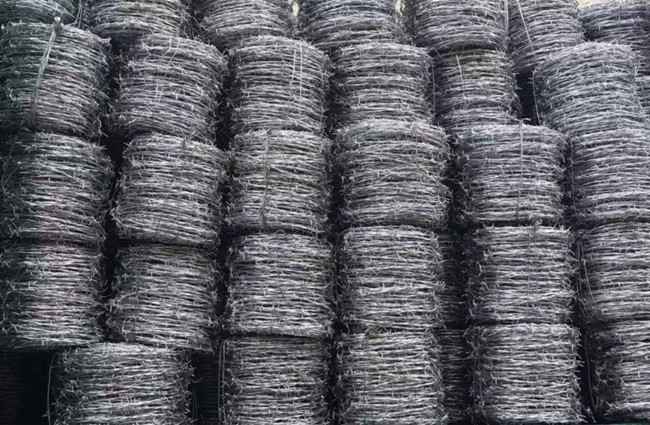 25kg 3.5mm Dia Galvanized Steel Barbed Wire 4 Point High Tensile