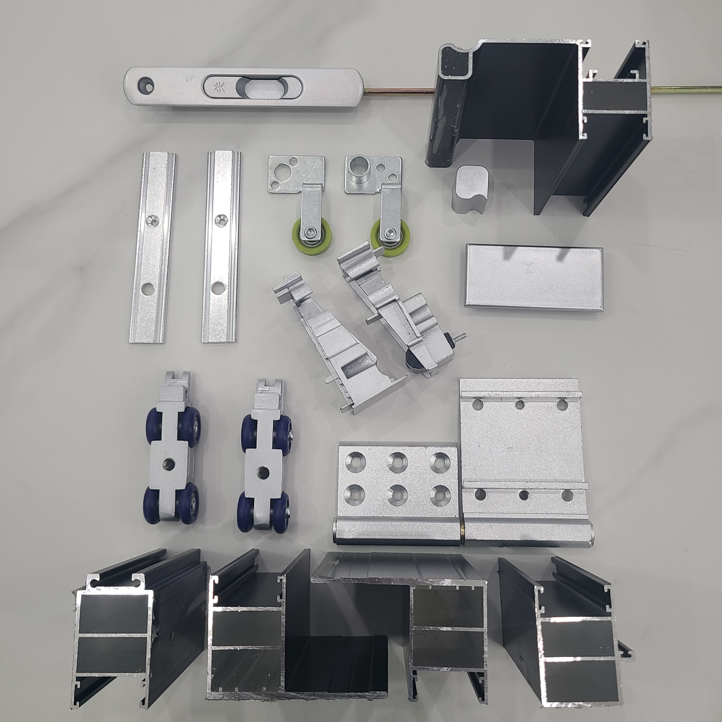 Grey / Black Aluminum Alloy Extrusion Profile For Equipment Frame