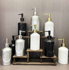 Wholesale Collar Material Glass 500ml Hand Sanitizing Packaging Foam Dispenser Bottle from china suppliers
