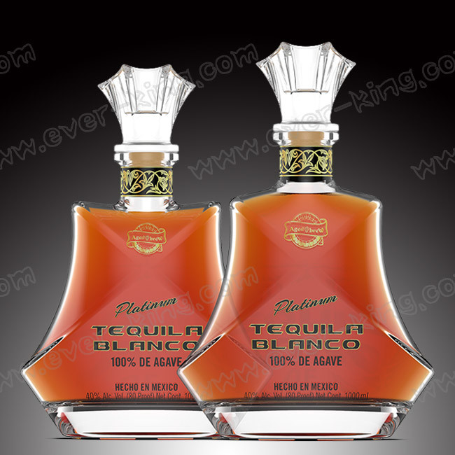 Elegant Shape Tequila Brandy Glass Bottle With Cork Top