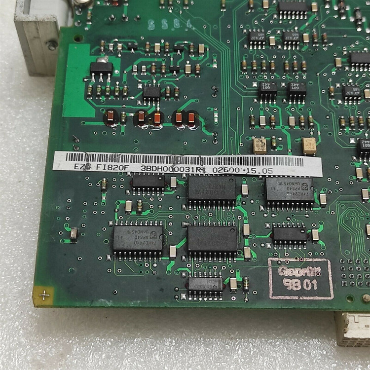 FI820F 3BDH000031R1 FI 820F, Fieldbus Module, Serial To use together with PM 802F or PM 803F AC800F, new original.