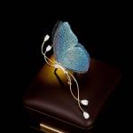 Twilight Blue Winged Pin: Multi-Angle Shine for Outfits & Gift Boxes