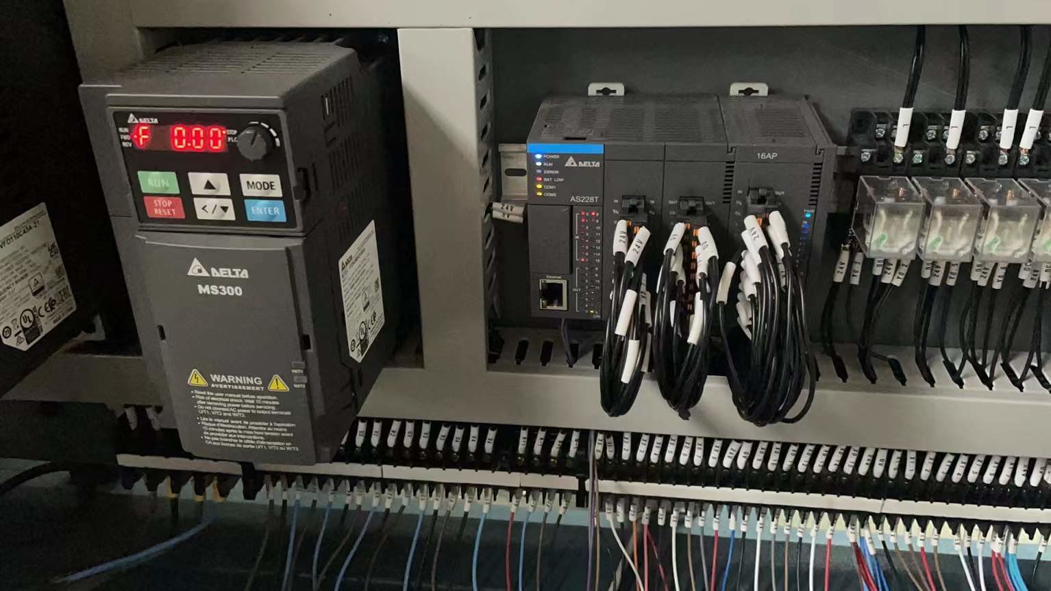 Full Auto 10800 Pcs/Mins 12KW Rotary Die Cutter For Corrugated