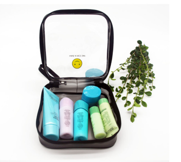 Plastic Sewing Zipper Makeup Bag , Smile Printing Clear Cosmetic Makeup Bag