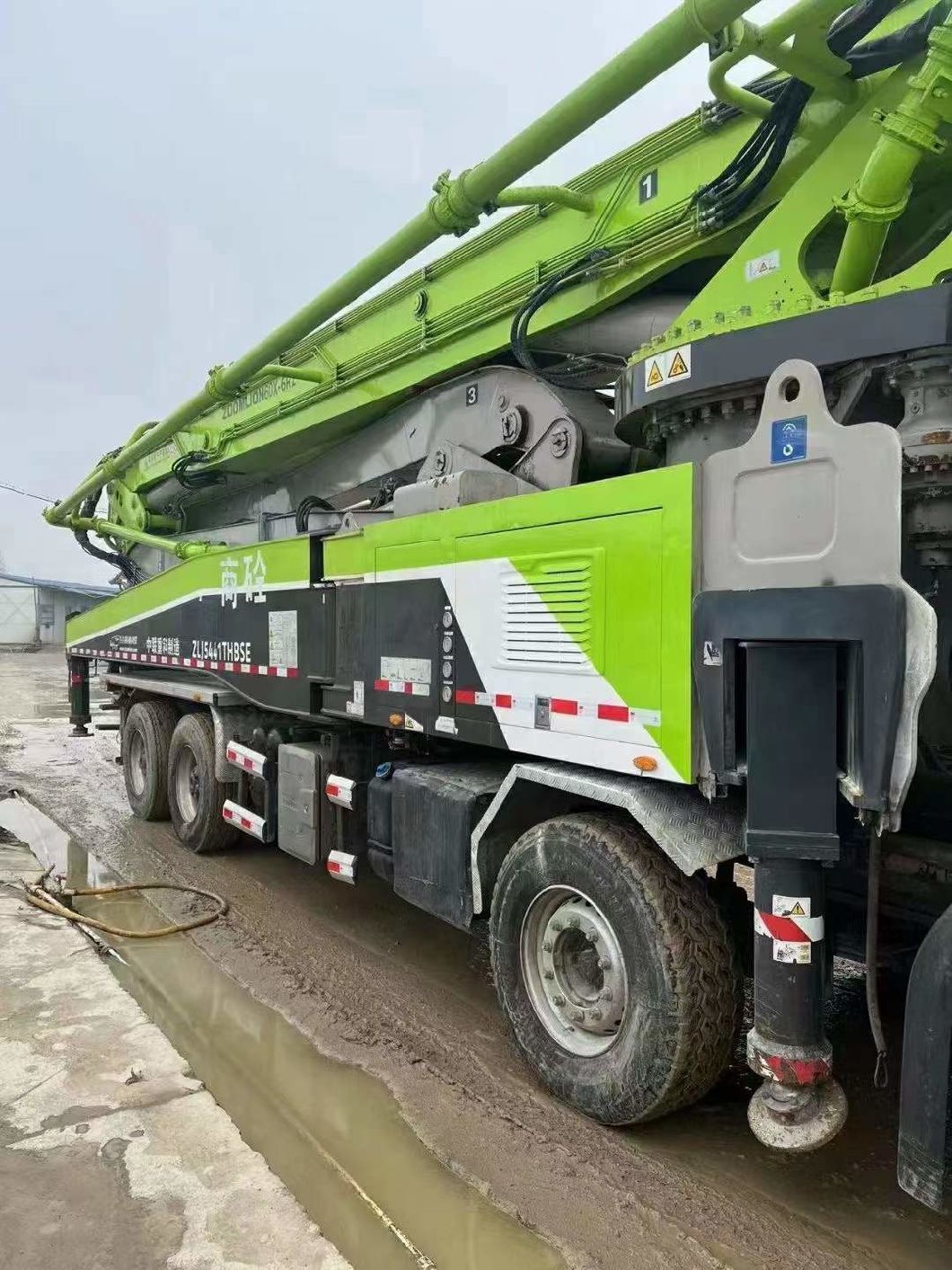 Factory Direct Zoomlion 56meter Second Hand Pump Truck Construction Machine Rental Service