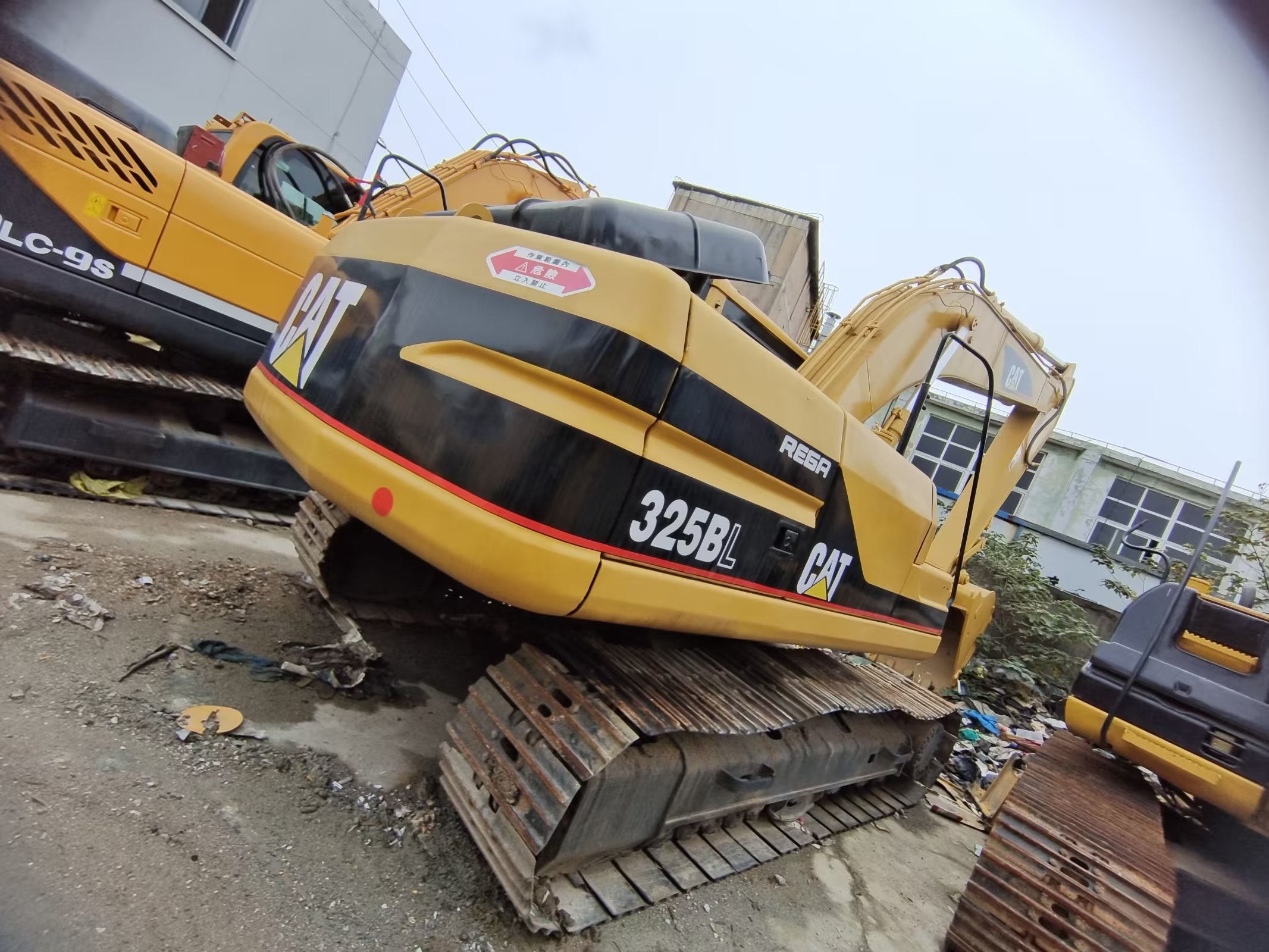 Original Used Caterpillar 325BL Excavator 0.75m3 Bucket Capacity Hydraulic Crawler