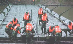 Wholesale Single Heavy Ribbon Military Pontoon Floating Bridge For Tank, Artillery Transportation from china suppliers