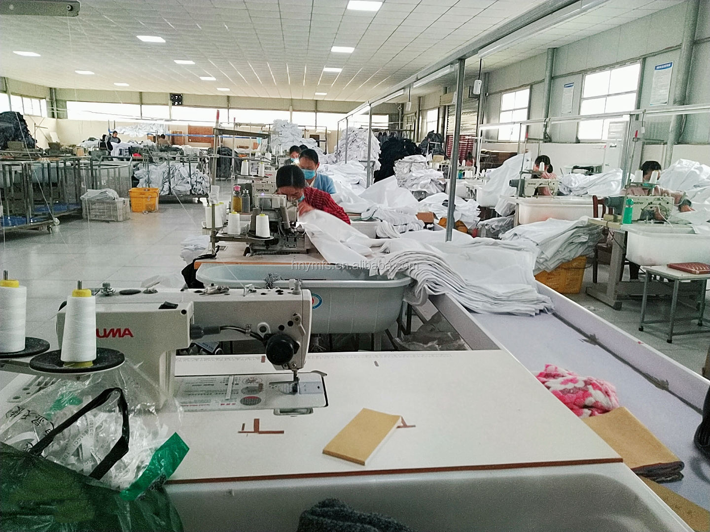 Custom Made Medical Lab Coat OEM Service 100% Cotton Material