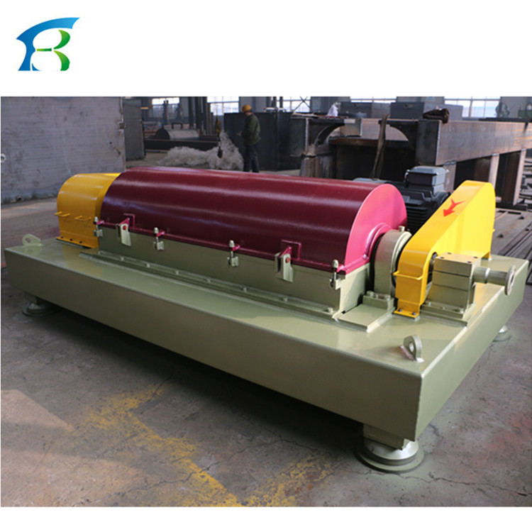 Horizontal Type Spiral Centrifugal Machine For Water Treatment