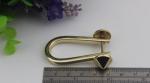 OEM novelty design fashion classical wild zinc alloy can removeble metal d shape