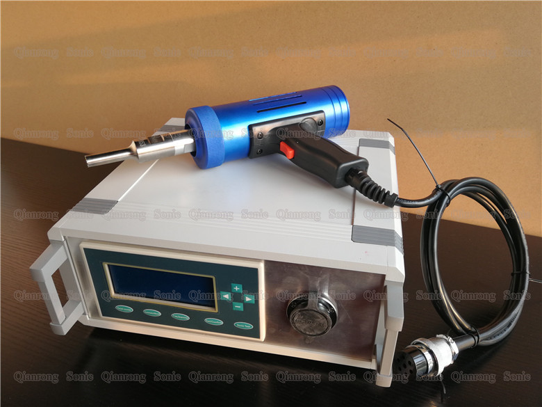 Spot Riveting Gun Ultrasonic Plastic Welding Machine Excellent Heat Dissipation Performance