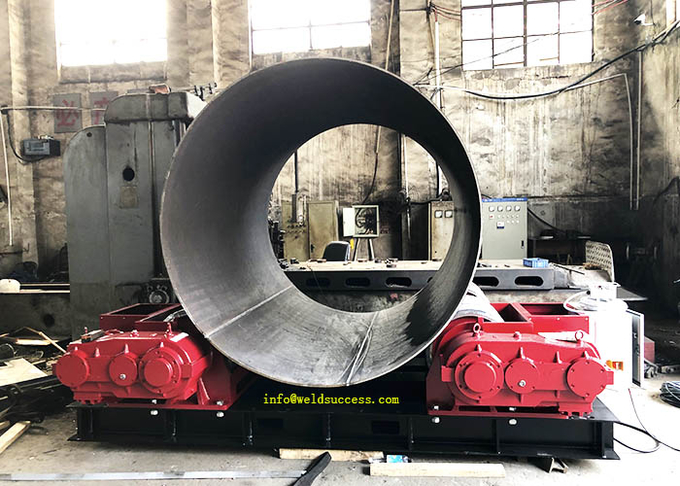 Self Aligning Pipe Welding Rotator 60T Motorized Travelling For Heavy Duty
