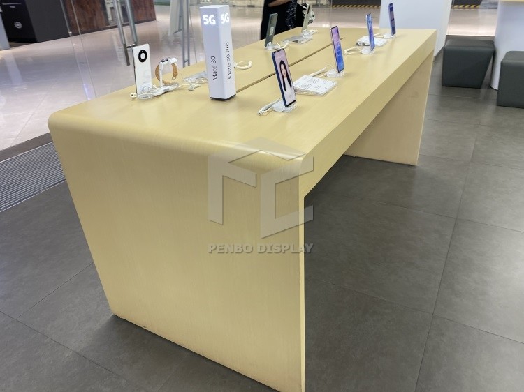 ODM Mobile Phone Display Cabinet EPE Cotton Packaging Cell Phone Showcase