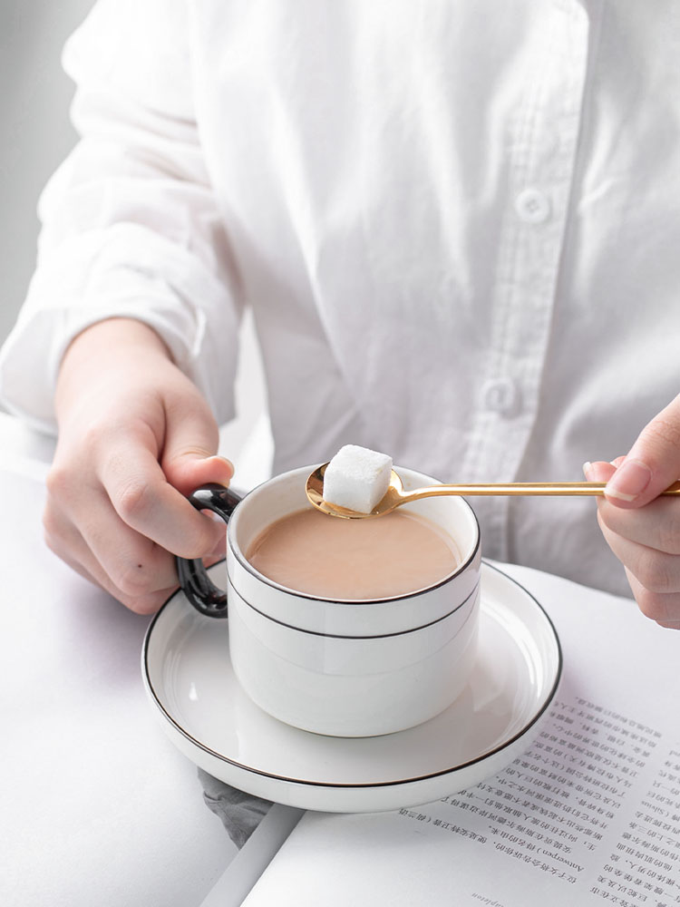 Unique 200ml Porcelain Tea Set Sustainable Nordic Design For Cappuccino And Espresso