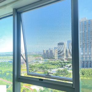 Wholesale Aluminium Windows Aluminum Tilt Turn Casement Window Roller Screen Window from china suppliers