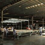 American Natural Walnut Wood Veneer Quarter Cut Straight Figured For High Class