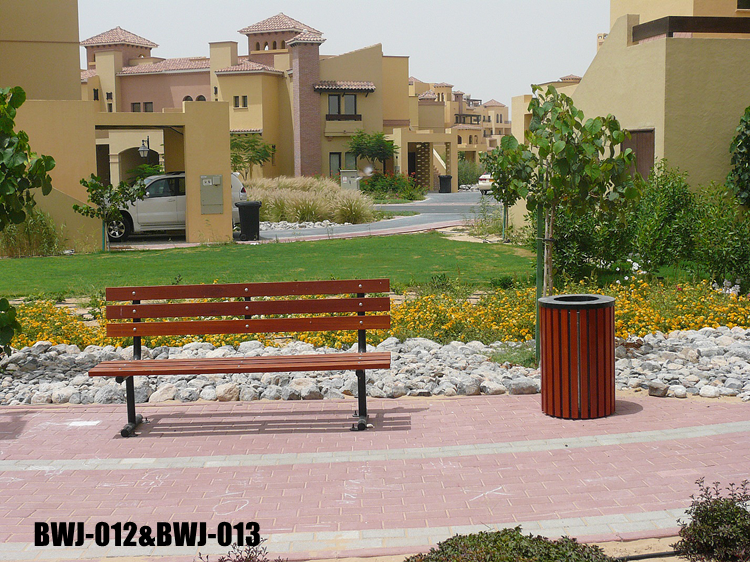 Outdoor Metal Frame Wooden Garden Bench With Sandblasting Zinc Spraying