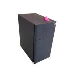 Circular Arc Edge Steel Mobile Pedestal