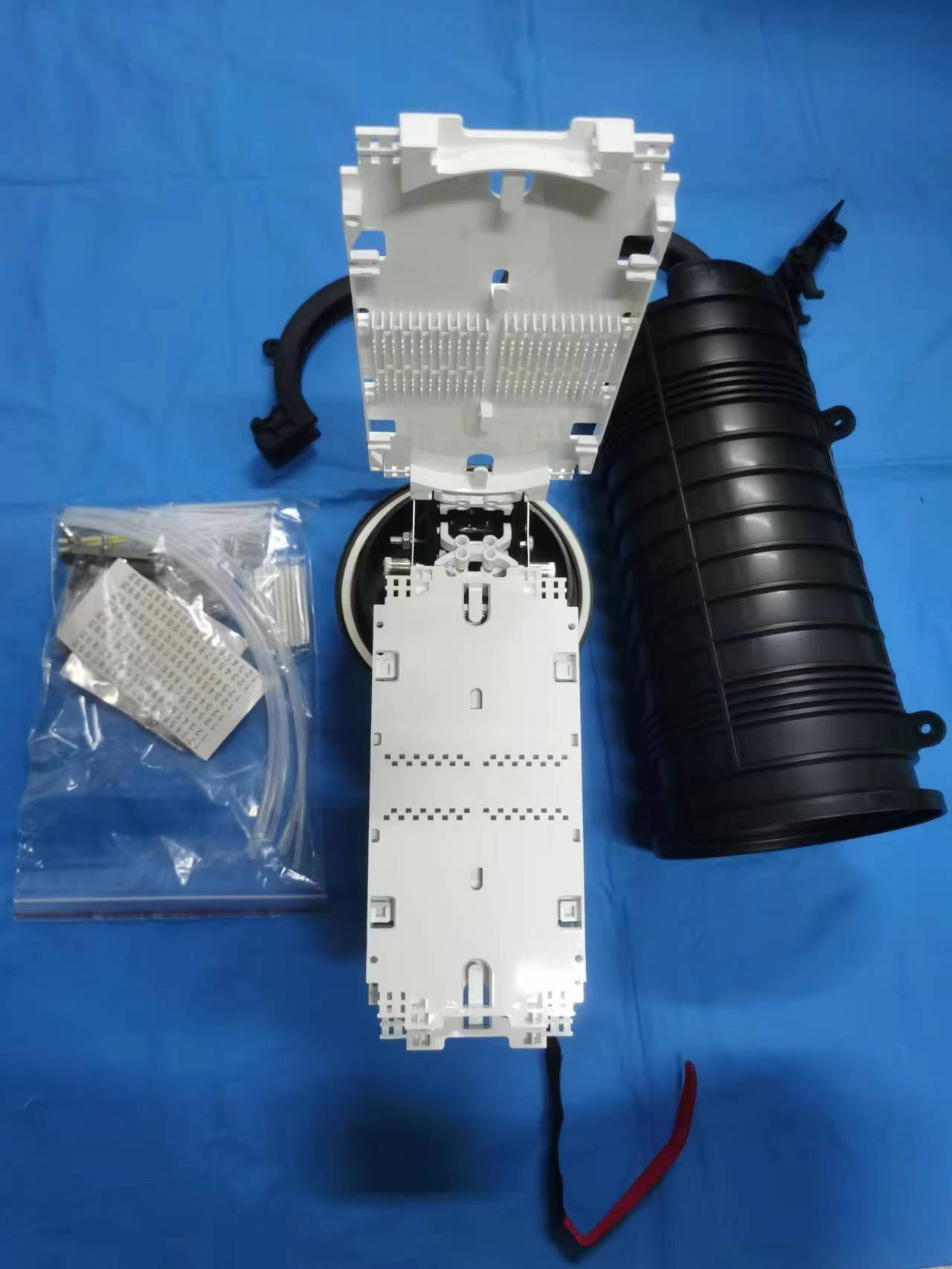 FTTH Outdoor Indoor Waterproof IP68 Fiber Splice Box Dome Closure for 144 Cores Network