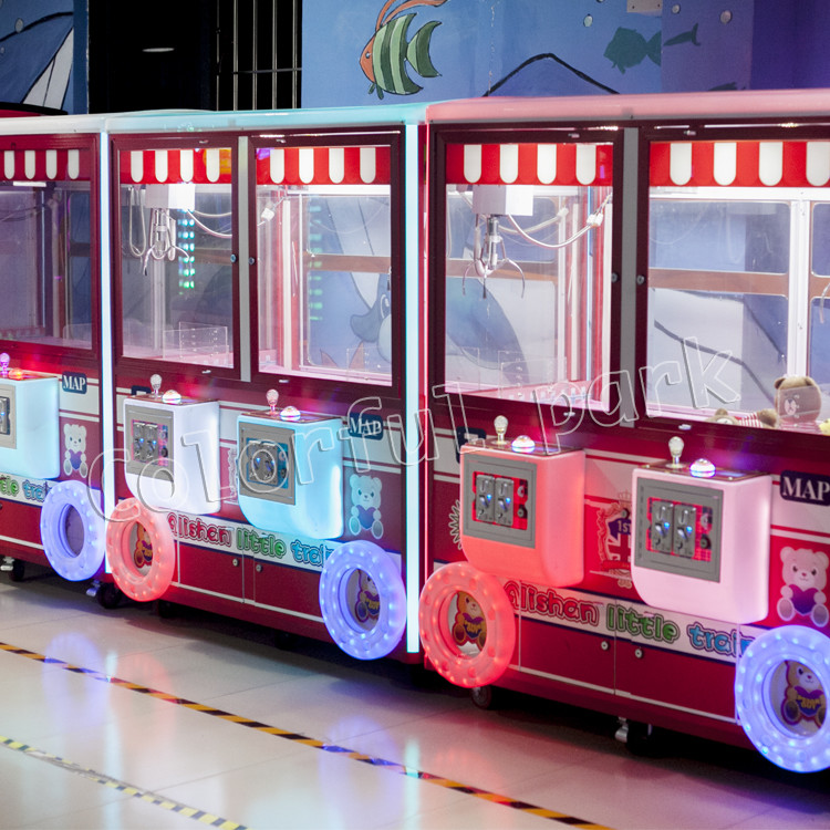 Little train with 4 player high quality claw crane machine Gift Prize Stuffed Toys Crane Arcade Machine for Sale
