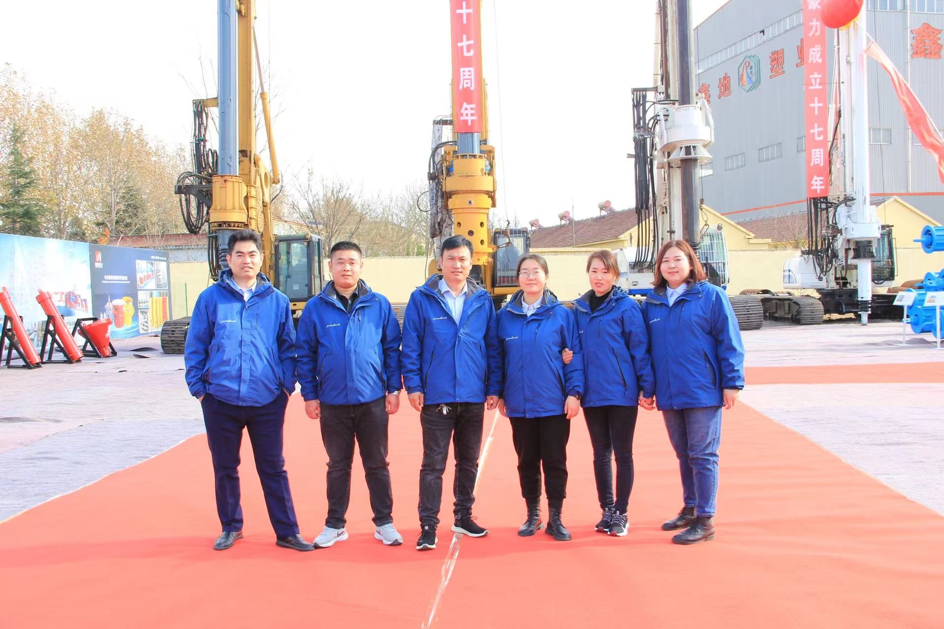 Bored Pile Rotary Drill Bucket 500-2500mm Rock And Soil Layer Stie