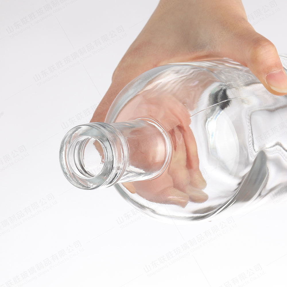 Customized 500ml 750mL 1000ml Transparent Thick Bottom Glass Wine Bottle with Cork