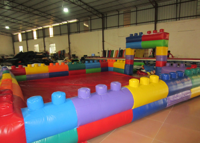 Outdoor Kids Inflatable Sports Games / Field Waterproof Maze Themed Colorful 6 X 6m