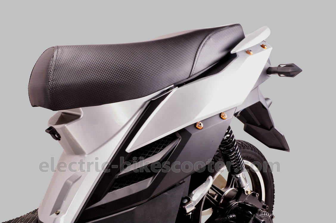 48V 250W Gear Motor Electric Scooter Pedal Assisted 65km