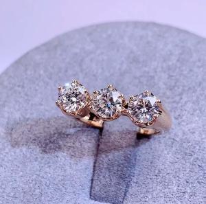 Wholesale Three Stones Style Round Shape Lab Grown Diamond Ring 18K Yellow Gold Ring from china suppliers