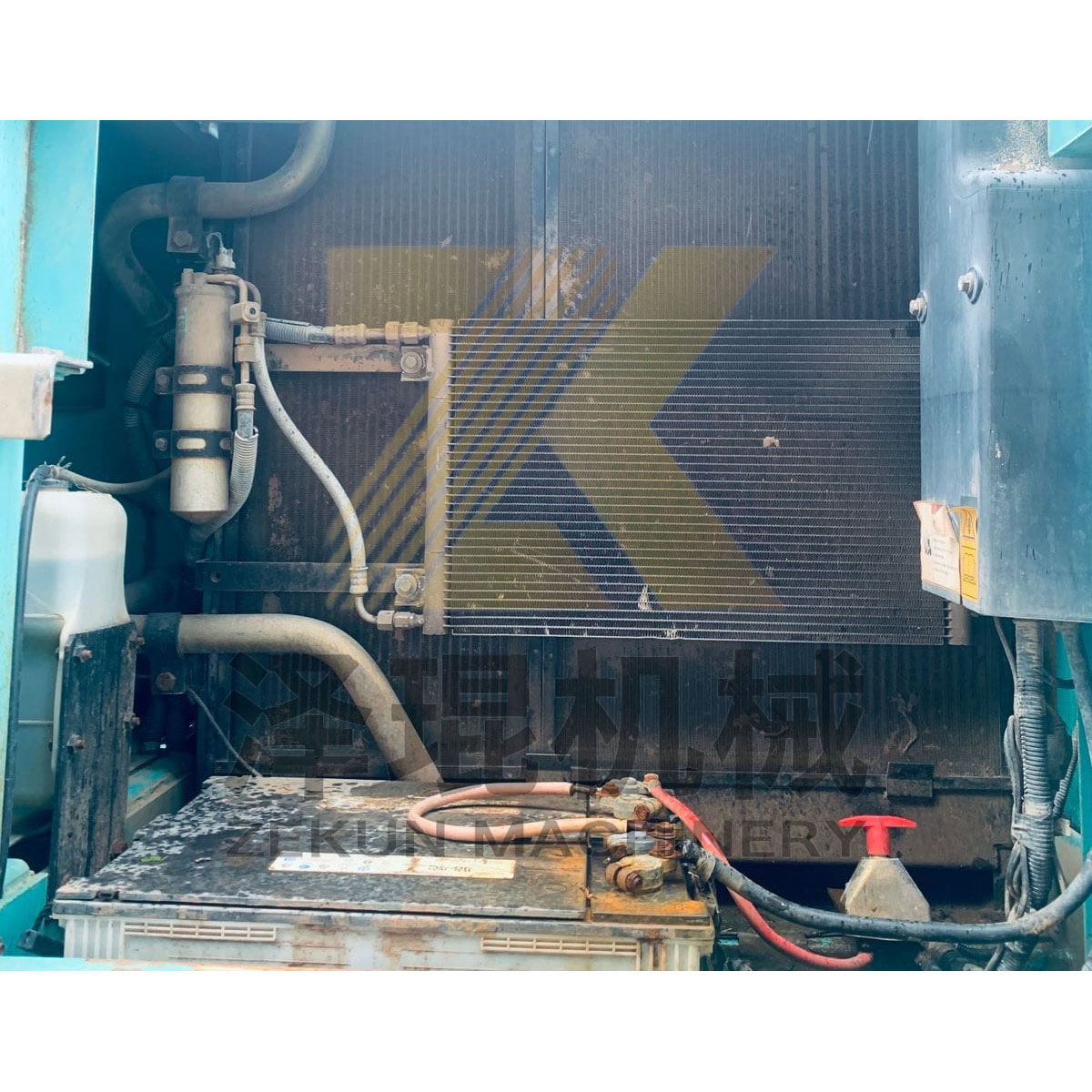Used Kobelco SK200-8 Excavator with Hydraulic Valve at Low Price